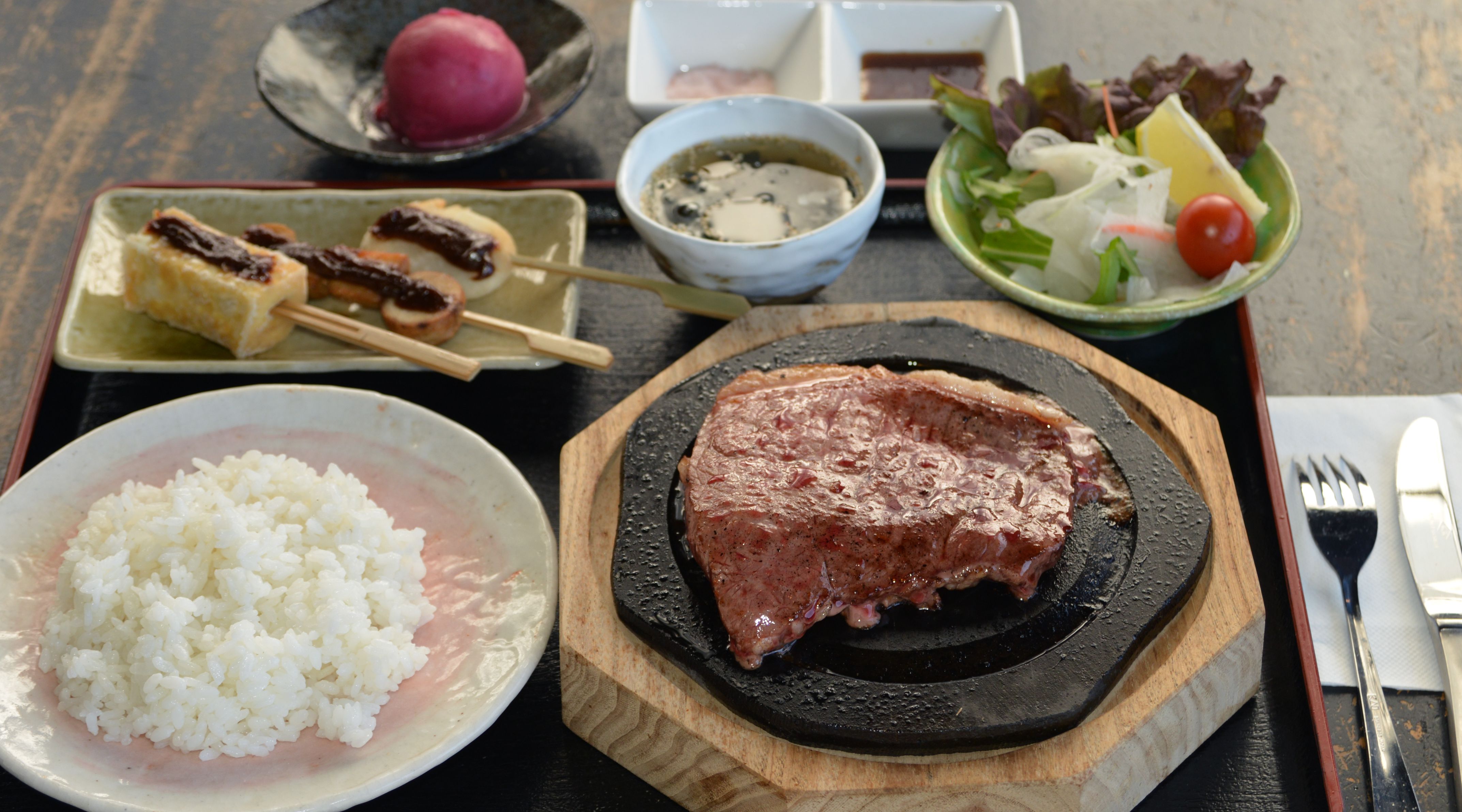 赤牛石焼ステーキ膳